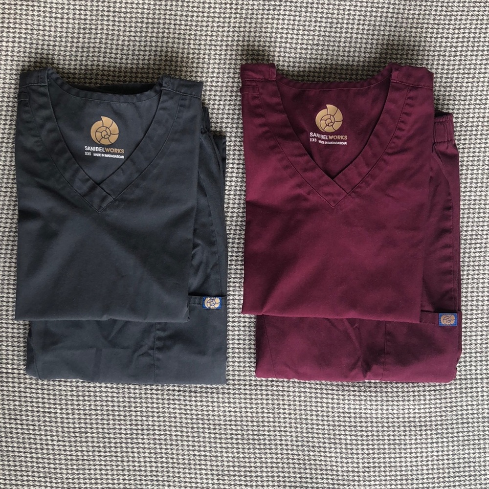 Sanibel Works Gray and Burgundy Scrub Sets XXS/S